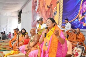 492404476_24237887075883357_2322252264661902797_n-300x200 शतचंडी महायज्ञ का पूर्णाहुति के साथ समापन, 21 कन्याओं का निःशुल्क विवाह कराया