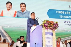 5-300x200 मुख्यमंत्री डॉ. यादव और केन्द्रीय मंत्री श्री गडकरी ने 5800 करोड़ रूपए लागत वाली 10 राष्ट्रीय राजमार्ग परियोजनाओं का किया लोकार्पण एवं भूमि-पूजन